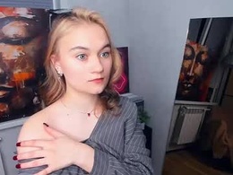Most Recent Photo of softgllitch