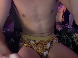 Most Recent Photo of starryvari