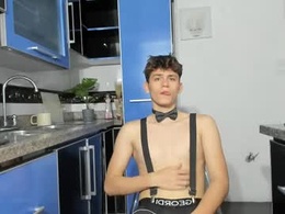 Most Recent Photo of stolaas