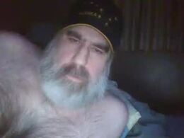 Most Recent Photo of straightbear4you