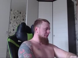 Most Recent Photo of strongass18