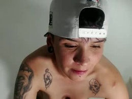 Most Recent Photo of subgirlrs