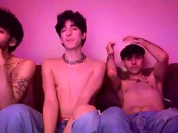 Most Recent Photo of super_bttm