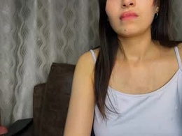 Most Recent Photo of sweeet_strawberies
