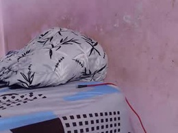 Most Recent Photo of sweet_tianiss4