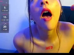 Most Recent Photo of sweetfrutikitty