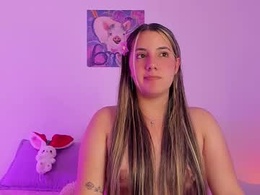 Most Recent Photo of sweetsofi_12