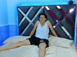 Most Recent Photo of sweety__boy_