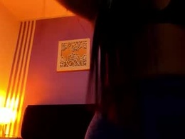 Most Recent Photo of tall_hot_brunette