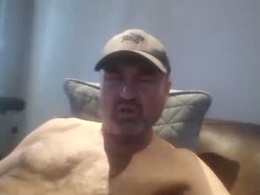 Most Recent Photo of tarzeny77