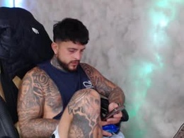 Most Recent Photo of tatted_daddy69