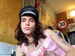Most Recent Photo of taylaaaaakkkvnt
