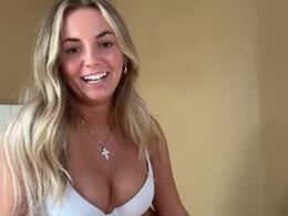Most Recent Photo of teagannearly