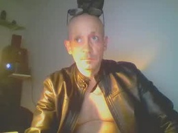 Most Recent Photo of thecurvedcoxx