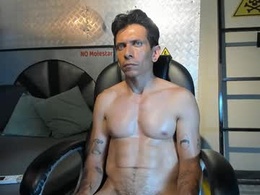 Most Recent Photo of theking_39_