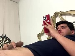 Most Recent Photo of thelittlehot1