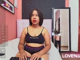 Most Recent Photo of thickeebonyy