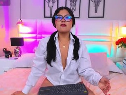 Most Recent Photo of tiffany__taylor_