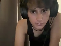 Most Recent Photo of twink444u