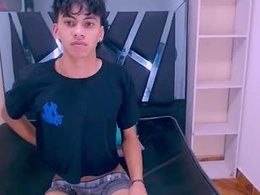 Most Recent Photo of twink_sebas