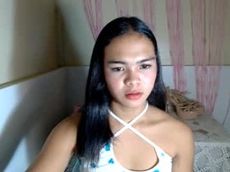 Most Recent Photo of urhotlaylaa