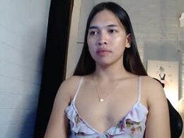 Most Recent Photo of ursweetgirl_thea