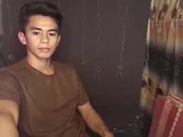 Most Recent Photo of urwild_fuckerxx