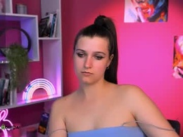 Most Recent Photo of vaiolet_lovely