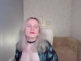 Most Recent Photo of valentine_vamp