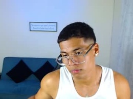 Most Recent Photo of valentino_08