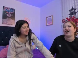 Most Recent Photo of valeria_and_zoe