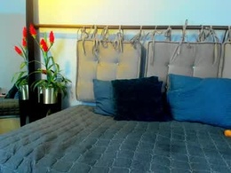 Most Recent Photo of valery_lux_