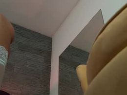 Most Recent Photo of vannyfoxx