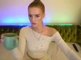 Most Recent Photo of velvetvoww