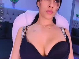 Most Recent Photo of victoria_ellington