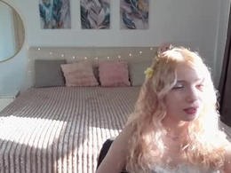 Most Recent Photo of viellee