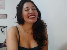 Most Recent Photo of violeta_scott_