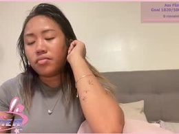 Most Recent Photo of vivibunnyxo