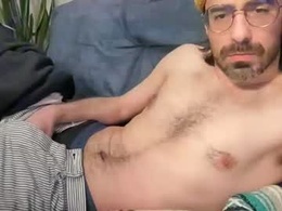 Most Recent Photo of vohtjon