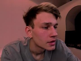 Most Recent Photo of volan_starts