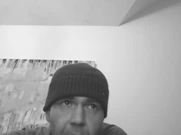 Most Recent Photo of voyeuredeluxe