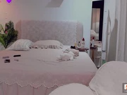 Most Recent Photo of whitehelenn