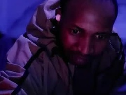 Most Recent Photo of x_enigma01