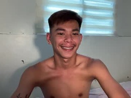 Most Recent Photo of xkhen_damienx