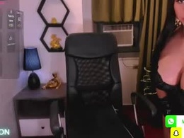 Most Recent Photo of xsuckmedeepguysx