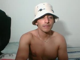 Most Recent Photo of xvibe_hotx_x