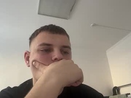 Most Recent Photo of xxxten_