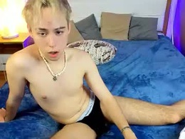 Most Recent Photo of yan_cat