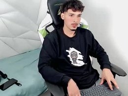 Most Recent Photo of yankeee_