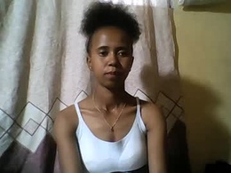 Most Recent Photo of ylinah
